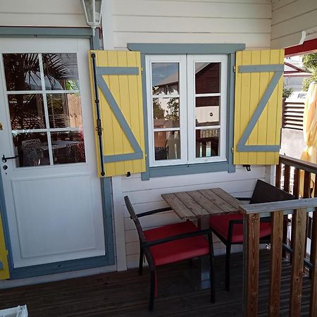 Bungalow Des Papayes Saint-Louis Luaran gambar